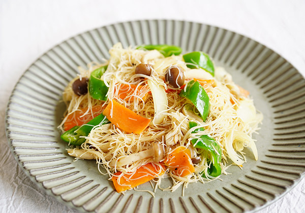 お腹にもたれない軽い食感の細い麺です。 オーサワジャパン　玄米ビーフン